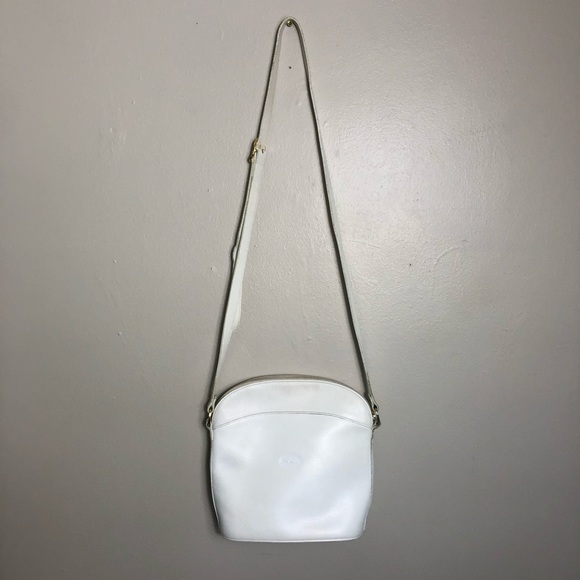 ⛔️SOLD⛔️Vintage Longchamp White Leather Crossbody - Picture 3 of 16